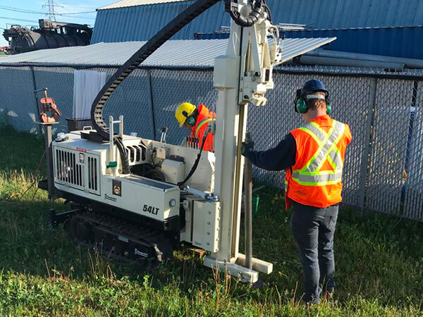 Forage pour &eacute;valuation environnementale - caract&eacute;risation de site phase II.